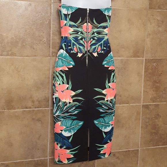 Express Floral Dress 4 - Picture 6 of 6